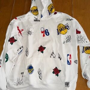 Hollister White Graphic Hoodie